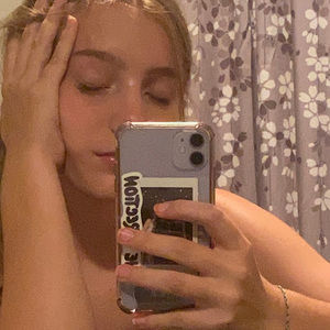 Meet your Posher, Grace